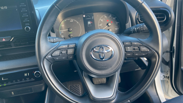 Toyota Yaris 1.5 Hybrid Icon 5dr CVT Hybrid Hatchback